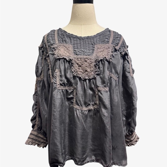 Magnolia Pearl Tops - Magnolia Pearl Silk Gray Lace Embroidered Puff Sleeve Blouse Gray